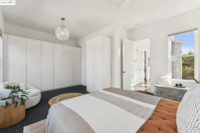 $1,035,000 | 986 43rd Street, Oakland, CA 94608