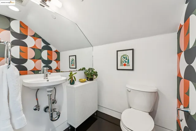 $1,035,000 | 986 43rd Street, Oakland, CA 94608