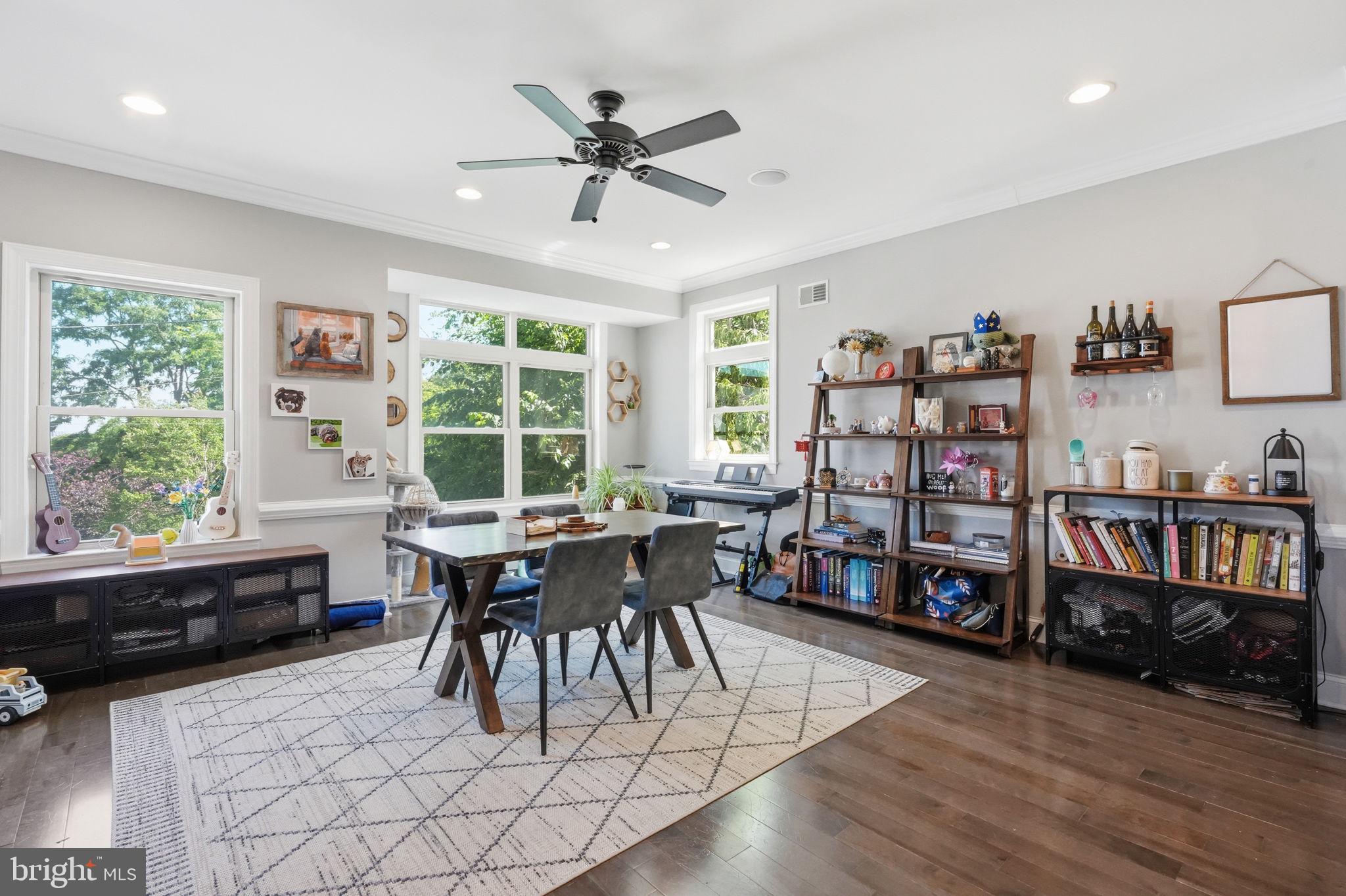 255 Ripka Street Philadelphia, PA 19127 - Photo 21 of 73 Bright and airy dining space with views.