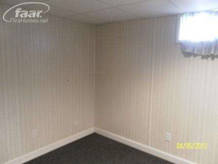 7164 Torrey Road Swartz Creek, MI 48473 - Photo 9 of 9 20153046-8.JPG
