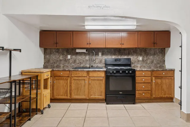 $165,000 | 849 North Woodbridge Street, St. Paul, MN 55117