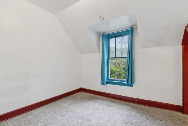 $165,000 | 849 North Woodbridge Street, St. Paul, MN 55117