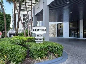 $4,100 | 5825 Collins Avenue, Unit 15A, Miami Beach, FL 33140