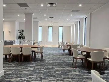 $4,100 | 5825 Collins Avenue, Unit 15A, Miami Beach, FL 33140