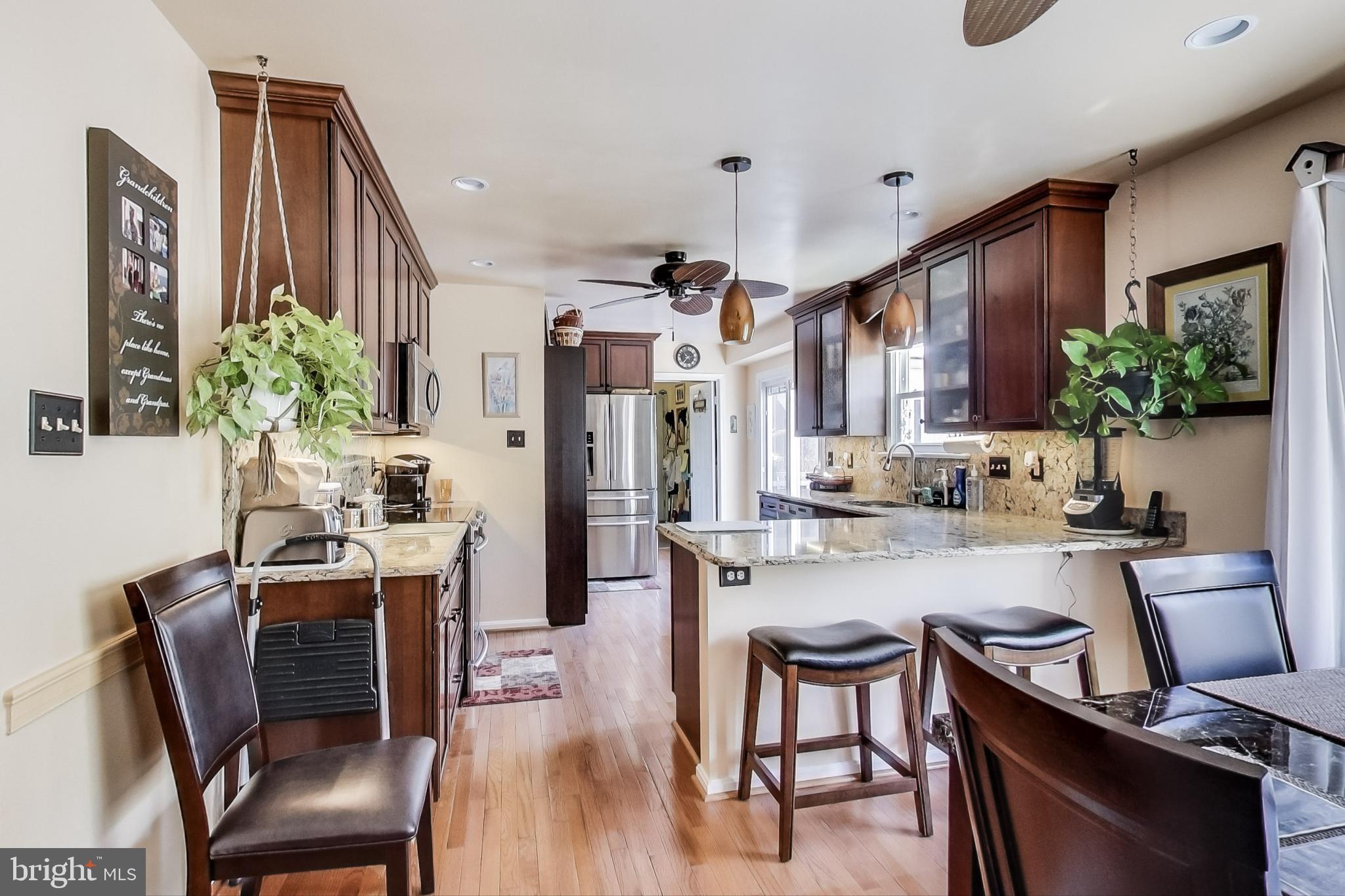 937 Pointer Ridge Drive Gaithersburg, MD 20878 - Photo 12 of 42