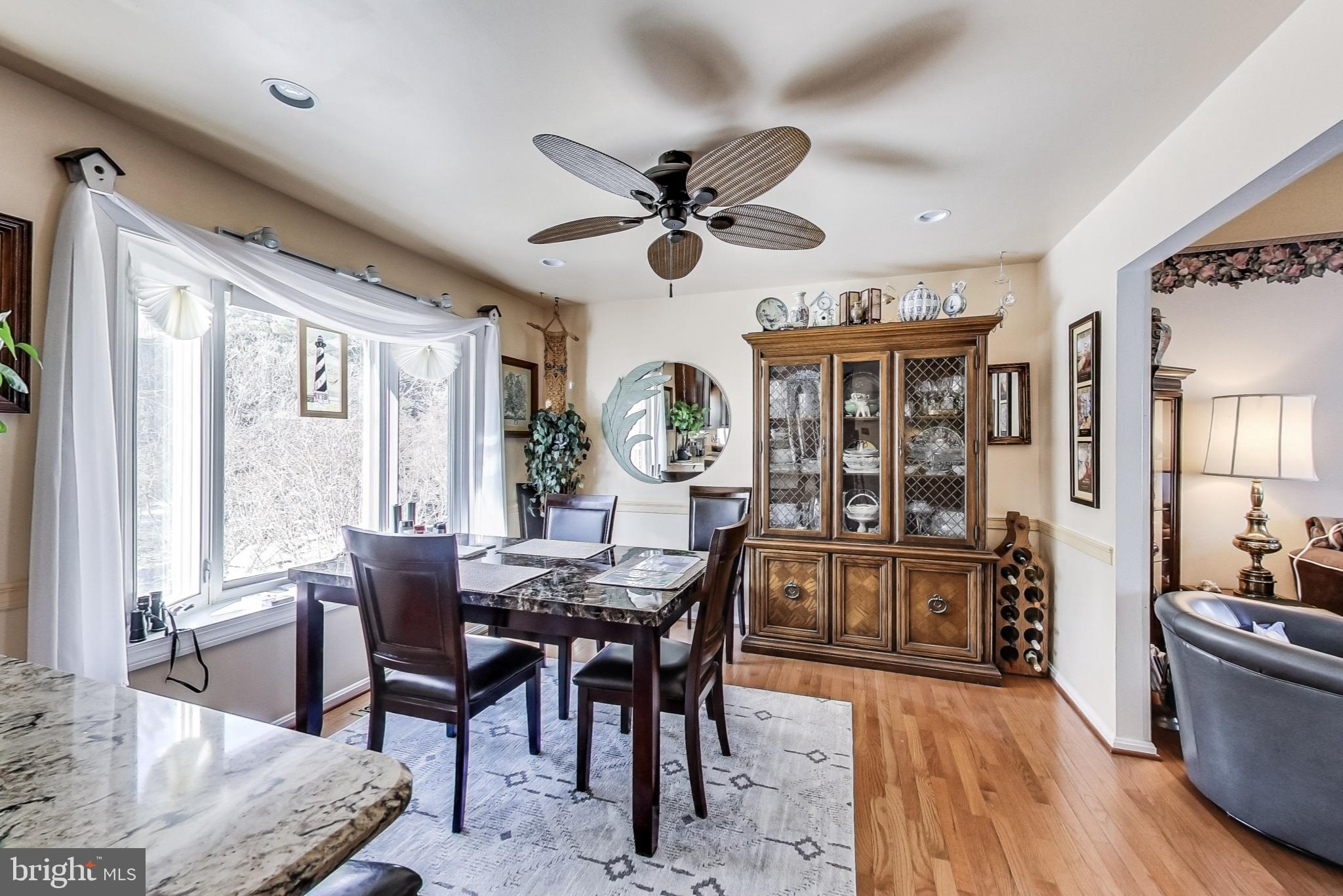 937 Pointer Ridge Drive Gaithersburg, MD 20878 - Photo 10 of 42