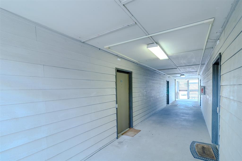 4859 Cedar Springs Road, Unit 234 Dallas, TX 75219 - Photo 4 of 30 a view of entryway