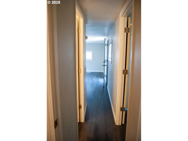 $75,000 | 10901 Southeast Powell Boulevard, Unit 33, Portland, OR 97266
