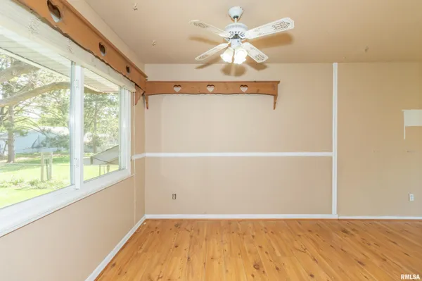 $169,900 | 1812 Columbus Drive, Pekin, IL 61554