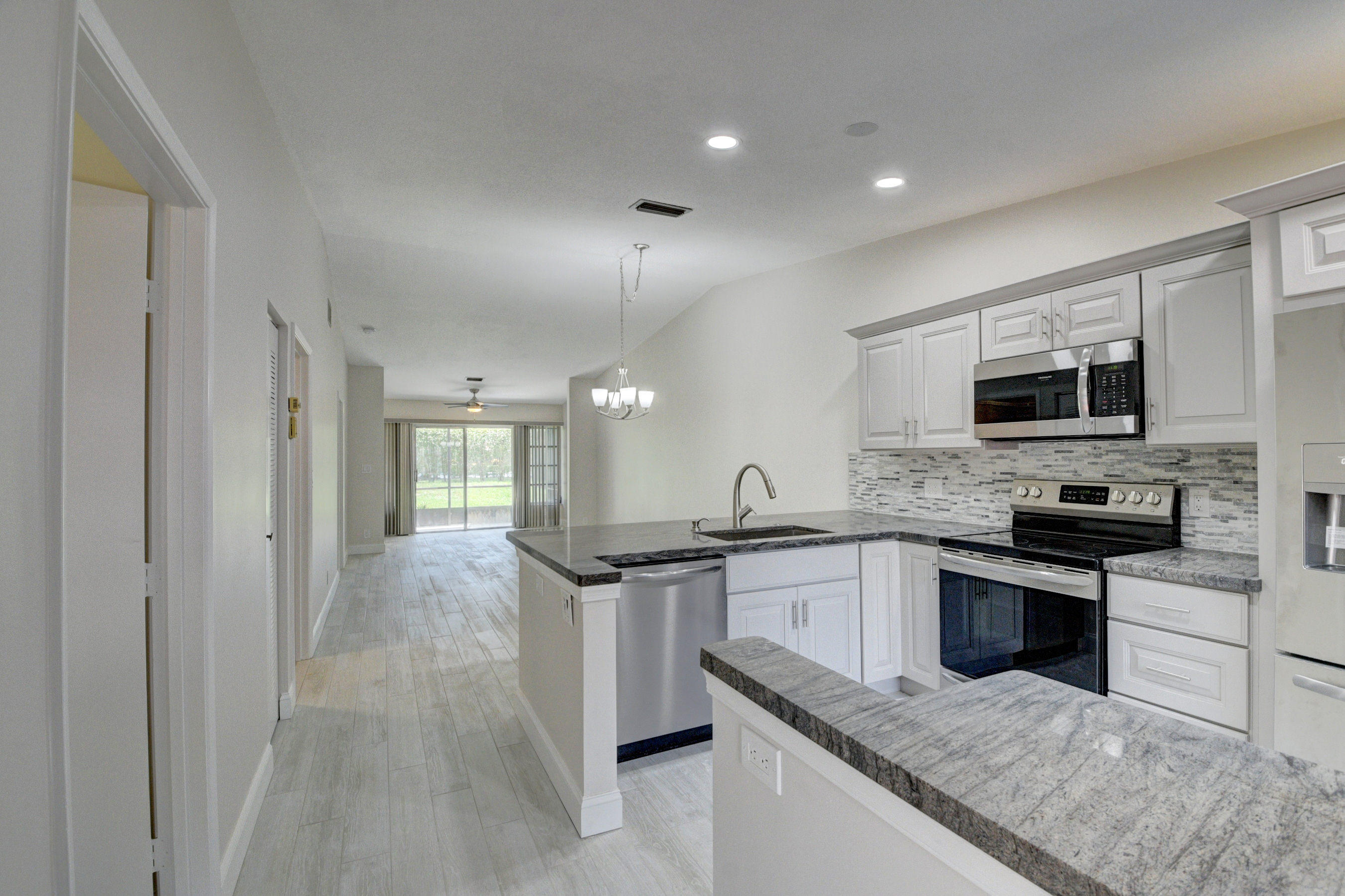 8601 Dreamside Lane Boca Raton, FL 33496 - Photo 3 of 30 04_dsc_9825_6_7_8_9