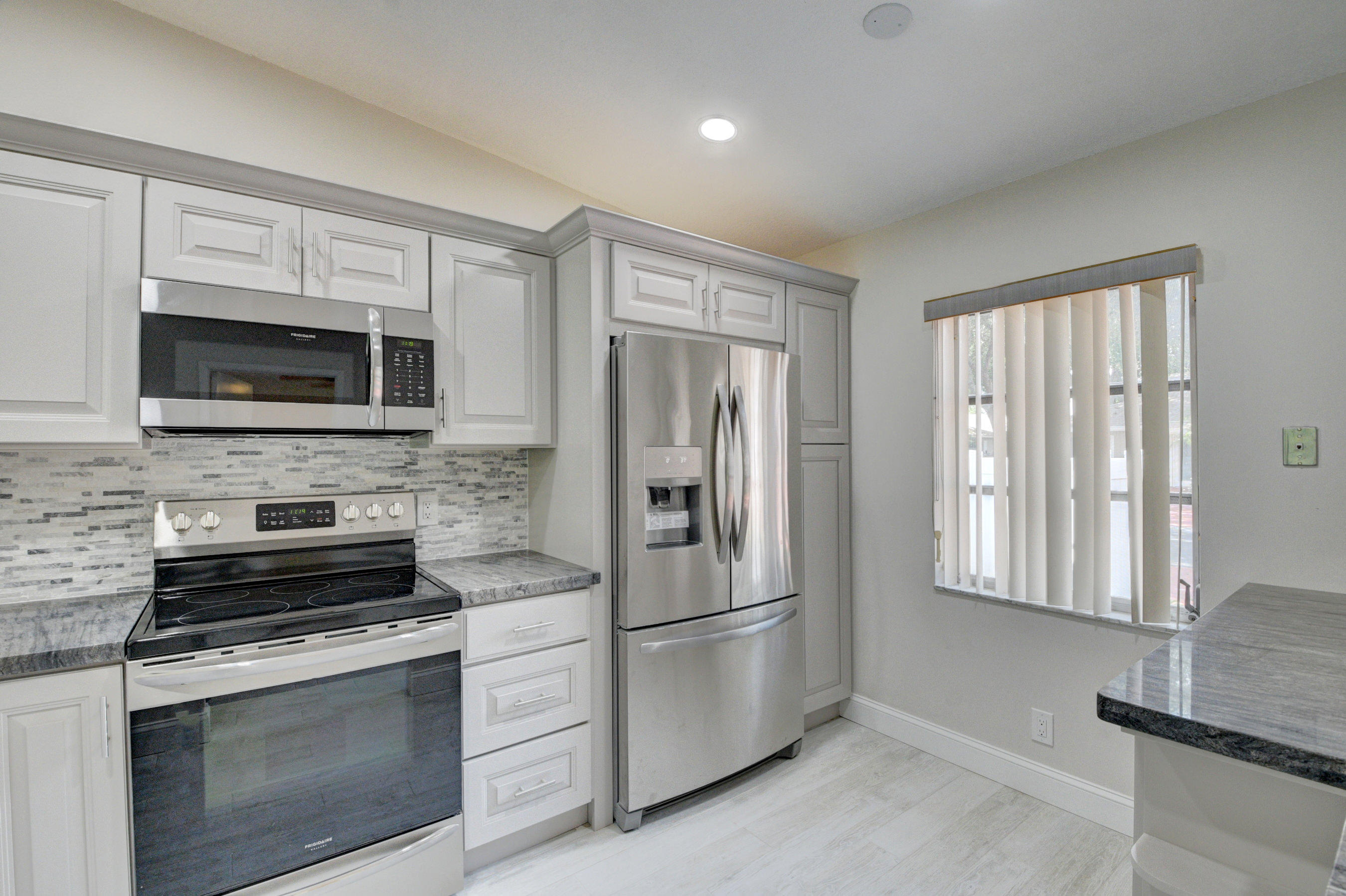 8601 Dreamside Lane Boca Raton, FL 33496 - Photo 9 of 30 07_dsc_9840_1_2_3_4
