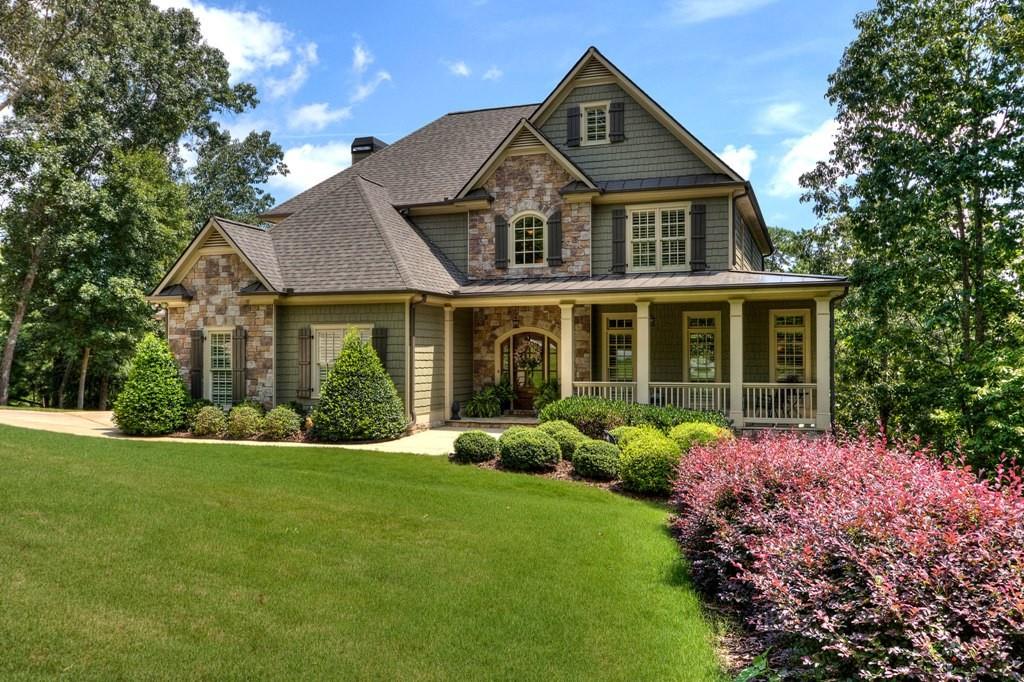 Spectacular 3 Bedroom 3 Bath Home