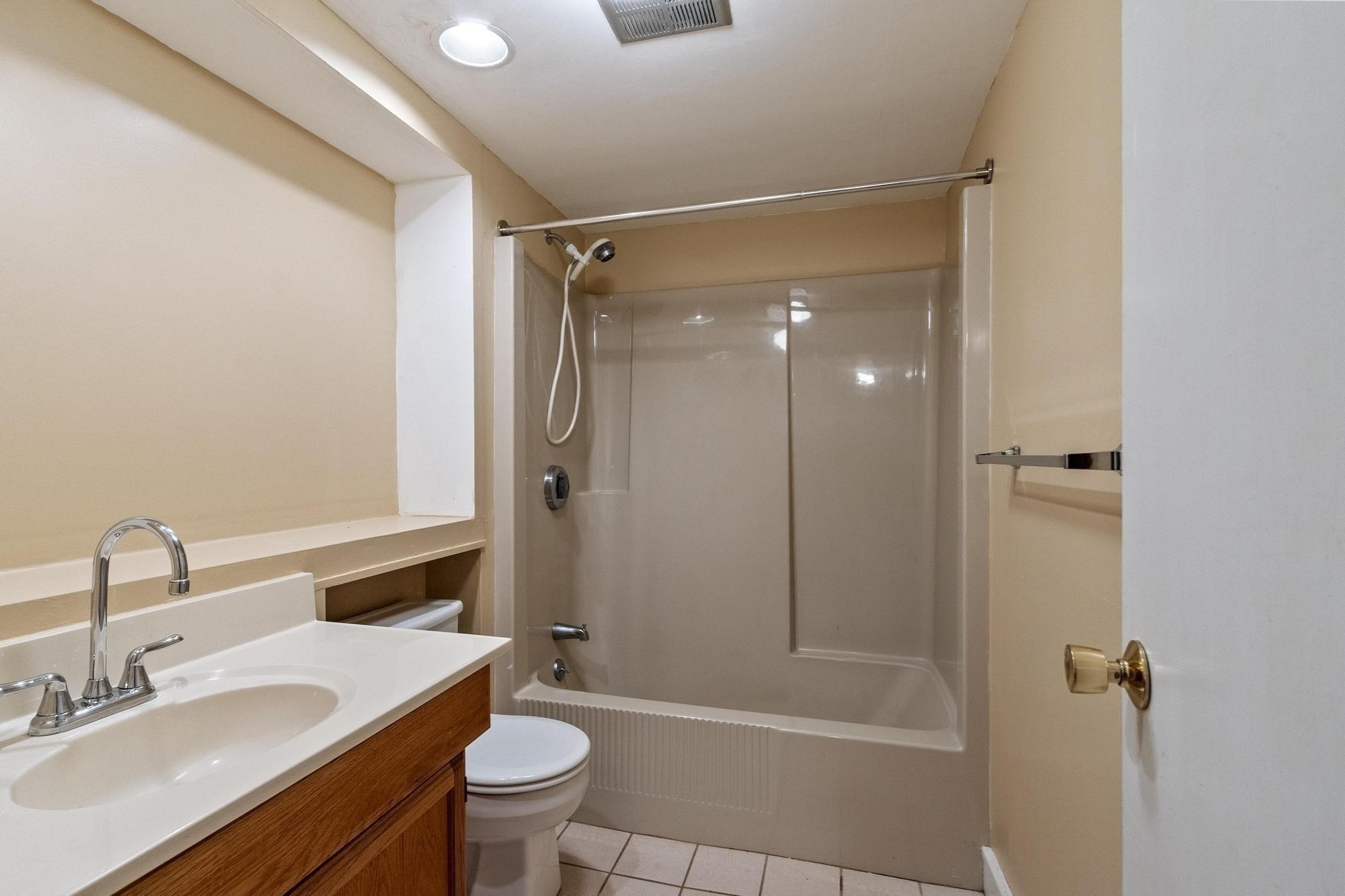 255 North Road, Unit 76 Chelmsford, MA 01824 - Photo 16 of 28 Gallery Image 16