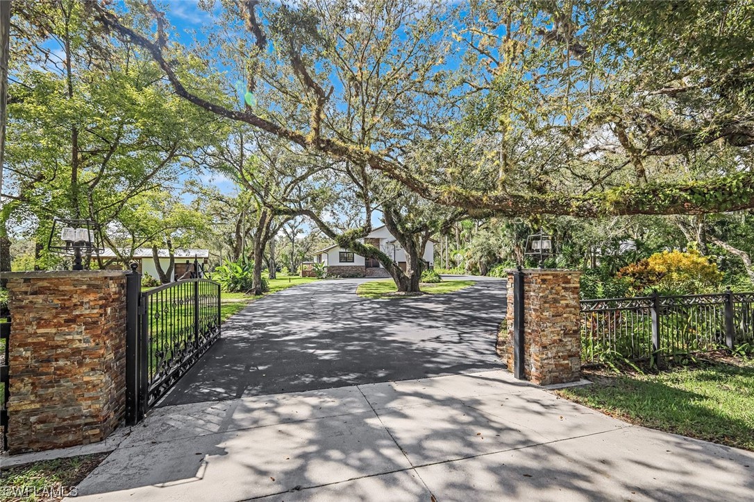 18850 South River Road Alva, FL 33920 - Photo 4 of 50 Gallery Image 4