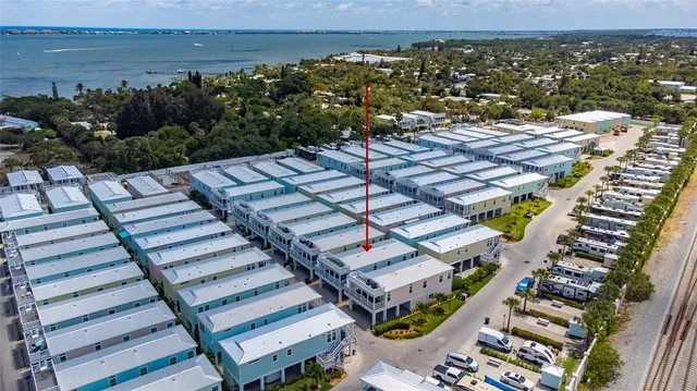 $2,950 | 375 Northeast Wharf Way, Jensen Beach, FL 34957