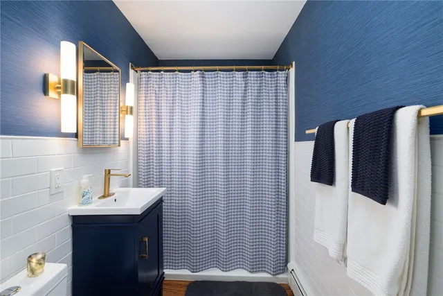 $1,900 | 70 Carroll Avenue, Unit 1009, Newport, RI 02840