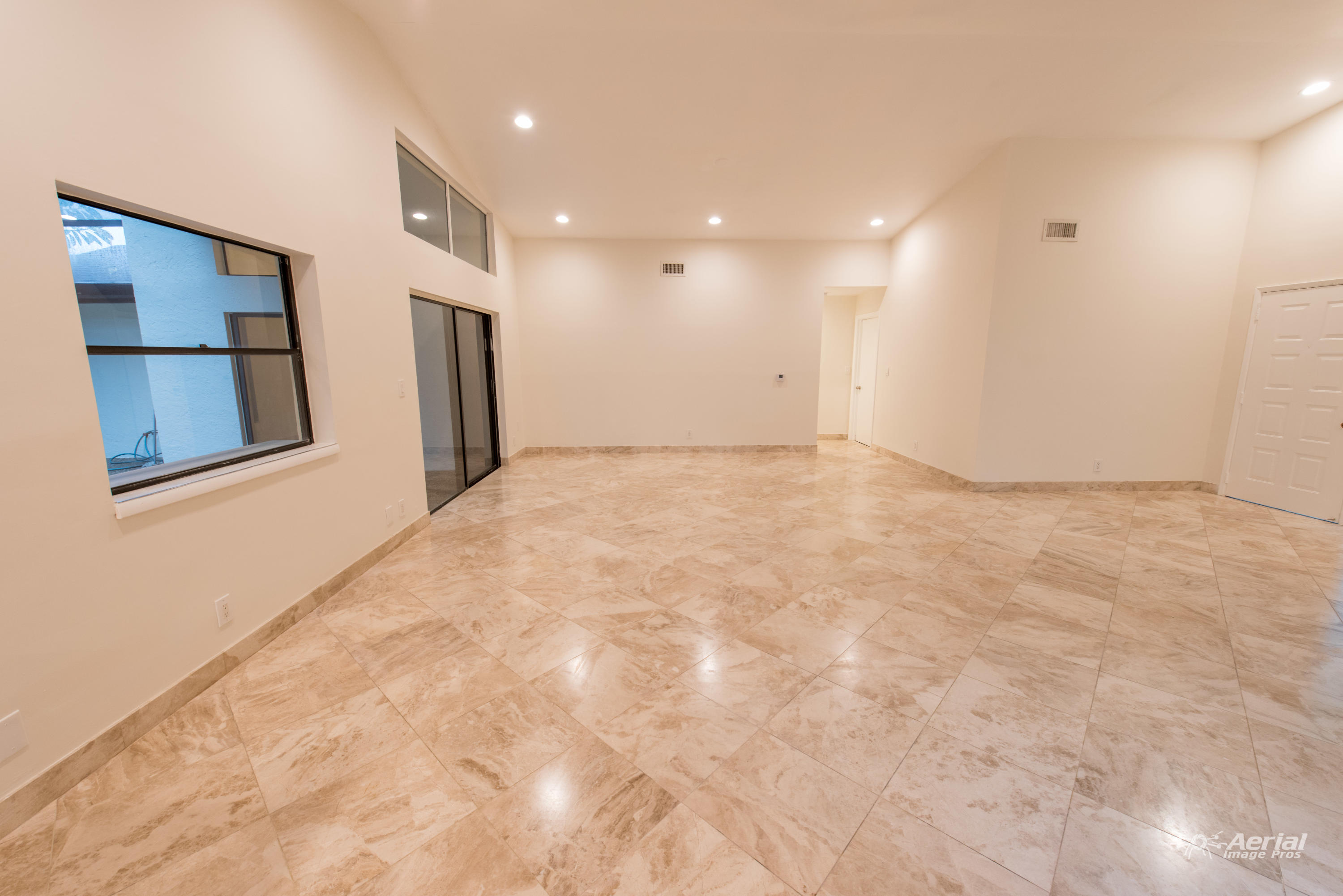 21091 Woodspring Avenue Boca Raton, FL 33428 - Photo 22 of 41 AIP_3929
