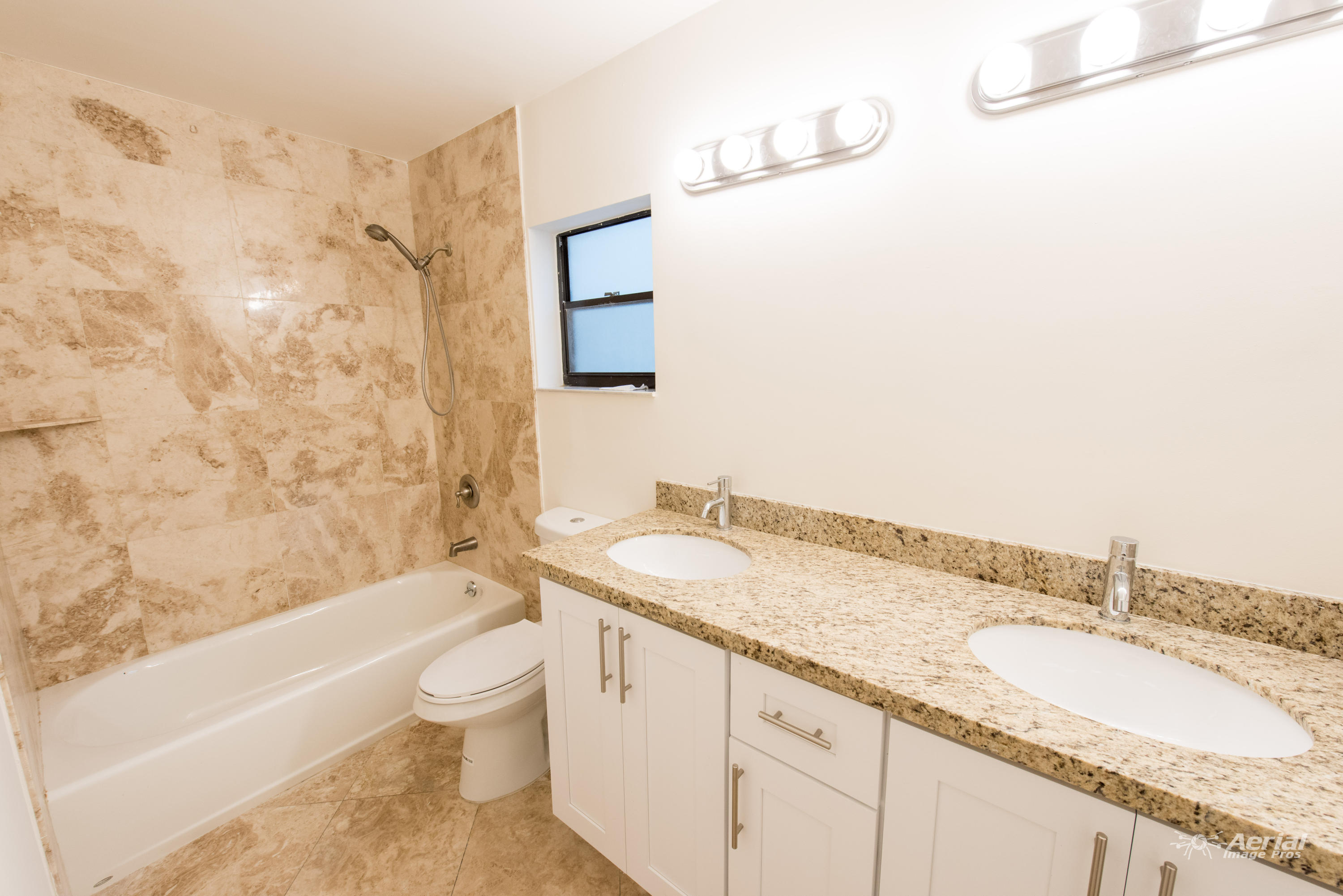 21091 Woodspring Avenue Boca Raton, FL 33428 - Photo 33 of 41 AIP_3961