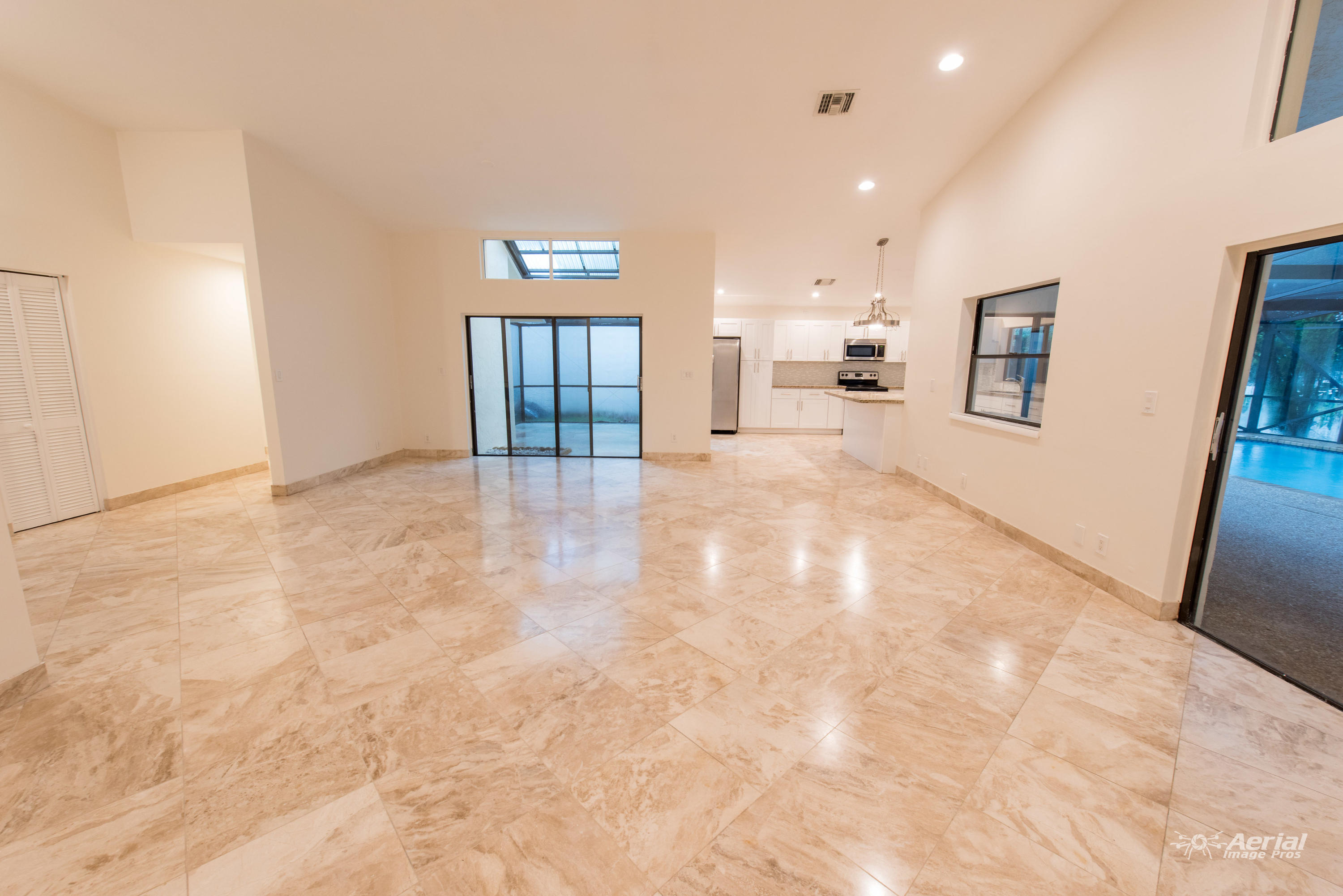 21091 Woodspring Avenue Boca Raton, FL 33428 - Photo 6 of 41 AIP_3930