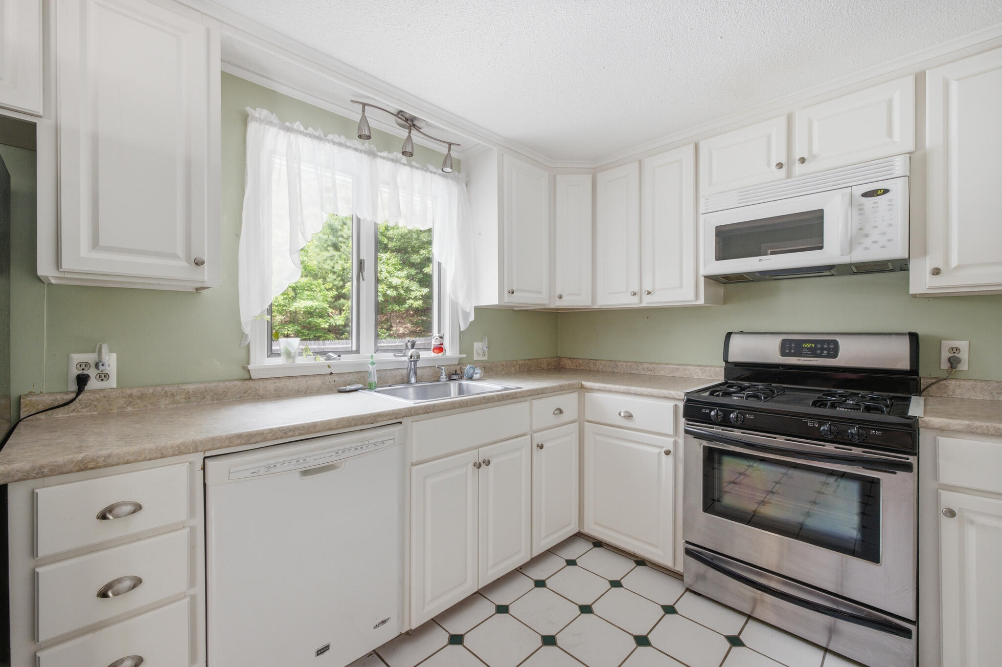 660 Goodwins Mills Road Dayton, ME 04005 - Photo 21 of 55 3G0A9486