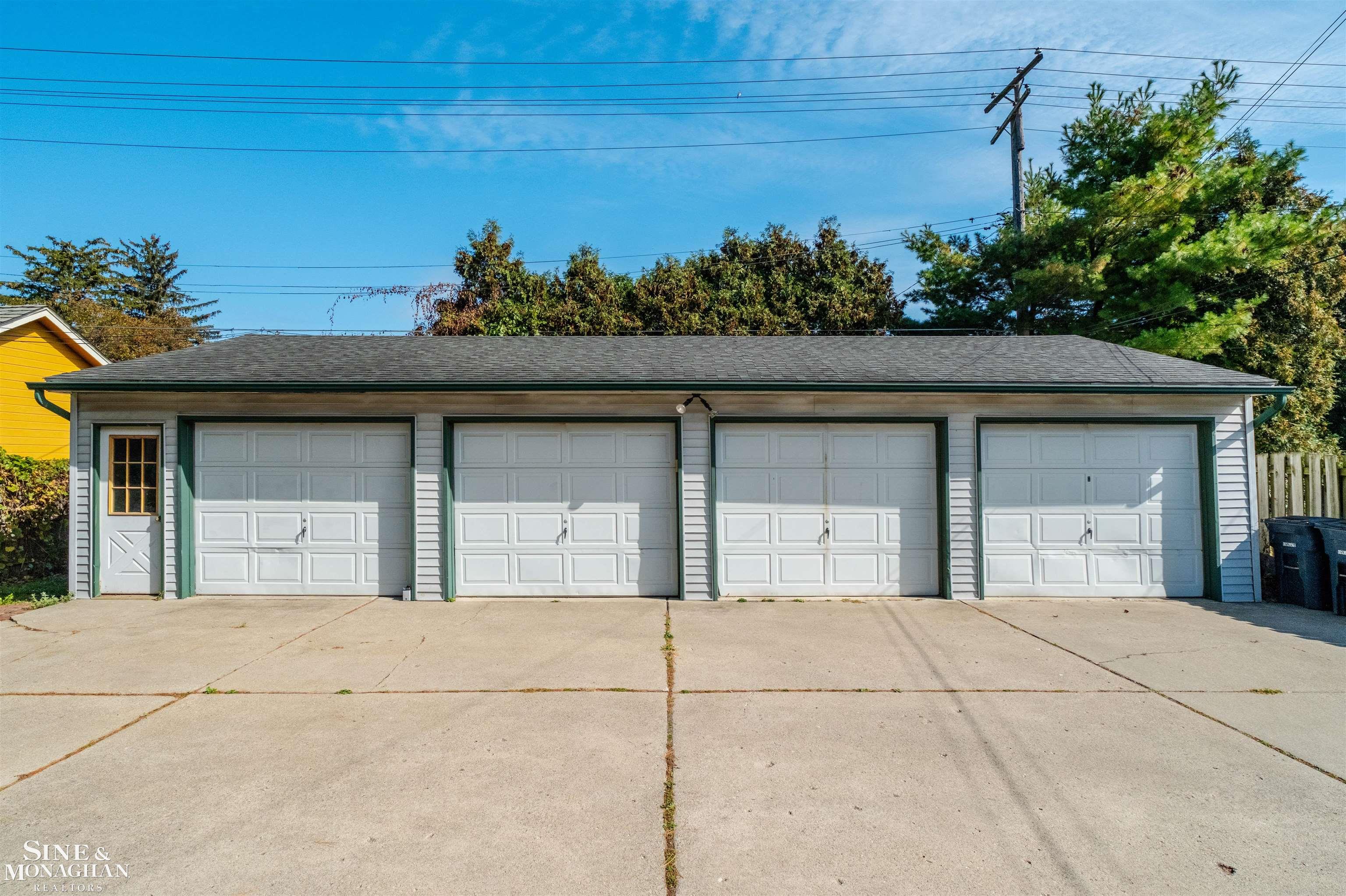 674 Neff Road Grosse Pointe, MI 48230 - Photo 35 of 38