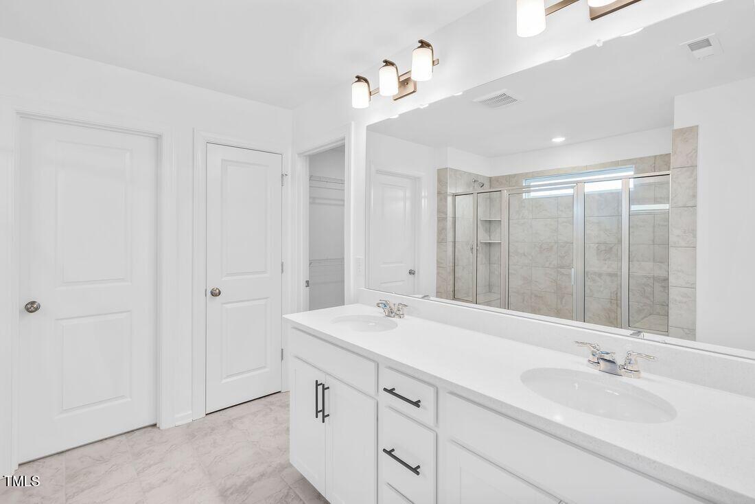 921 Kinglet House Road Knightdale, NC 27545 - Photo 12 of 33 silverstone-bedford-lot-371-bathroom-02