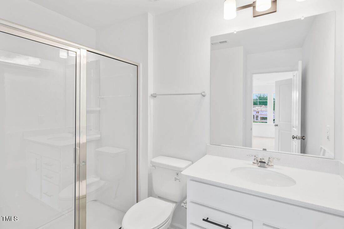 921 Kinglet House Road Knightdale, NC 27545 - Photo 14 of 33 silverstone-bedford-lot-371-bathroom-03