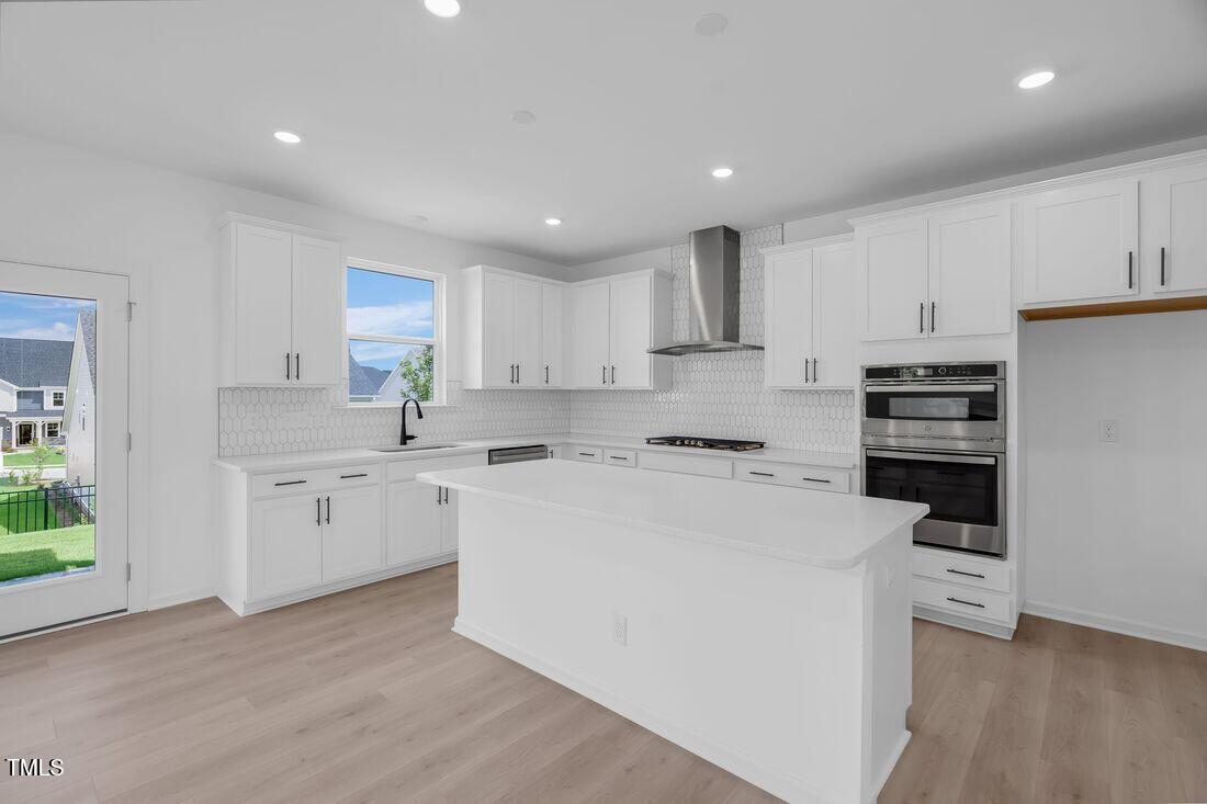 921 Kinglet House Road Knightdale, NC 27545 - Photo 5 of 33 silverstone-bedford-lot-371-kitchen-02