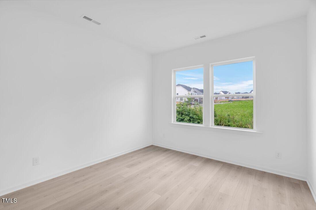 921 Kinglet House Road Knightdale, NC 27545 - Photo 7 of 33 silverstone-bedford-lot-371-bedroom-02