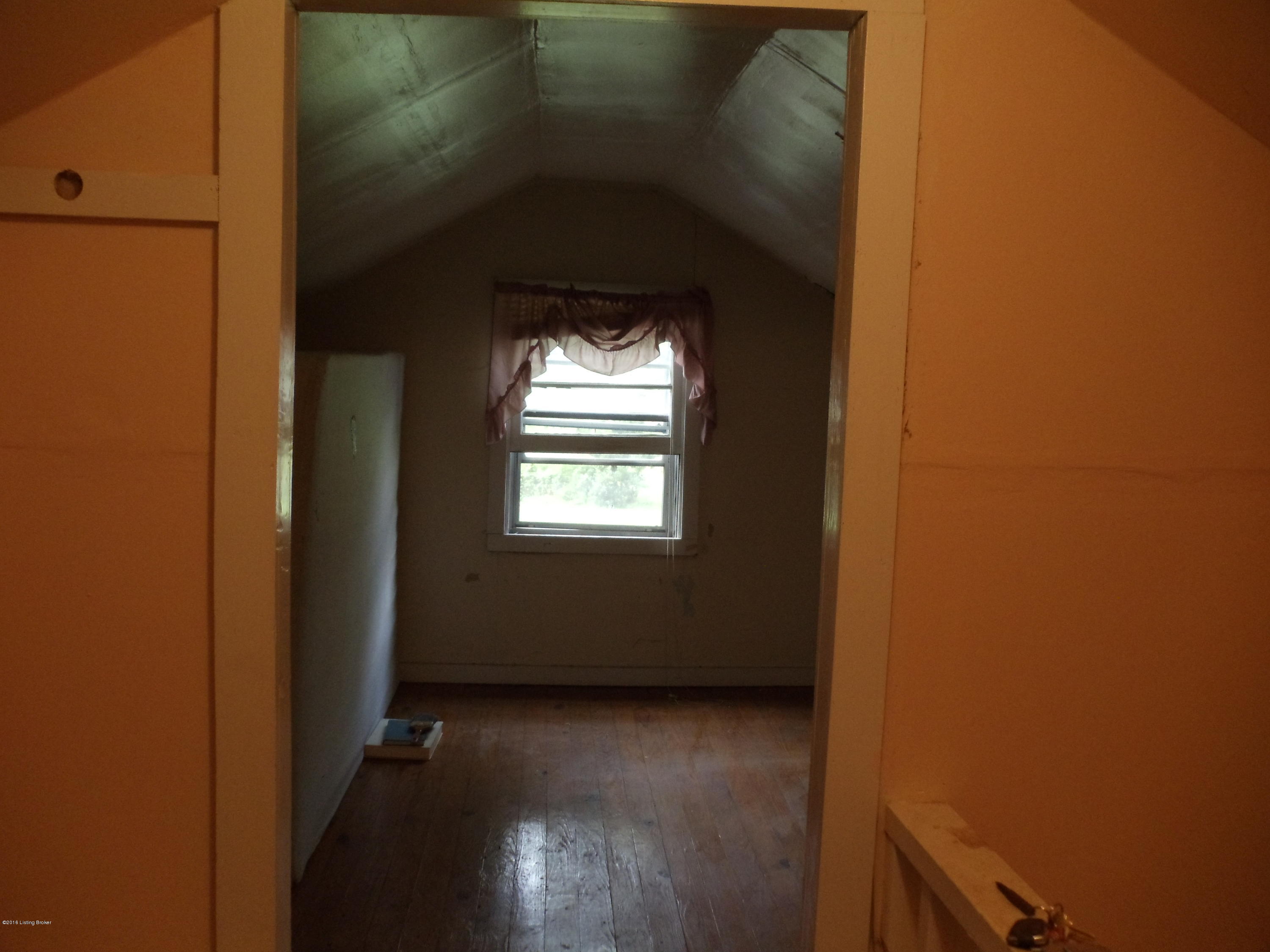 1211 Waterford Road Mount Washington, KY 40047 - Photo 9 of 9 Upstairs