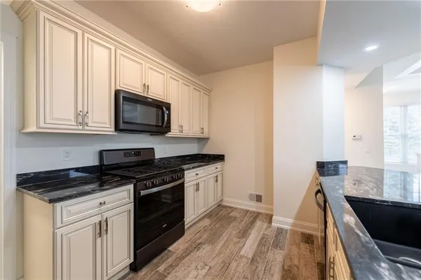 $349,999 | 234 Adams Pointe Boulevard, Unit 2, Mars, PA 16046