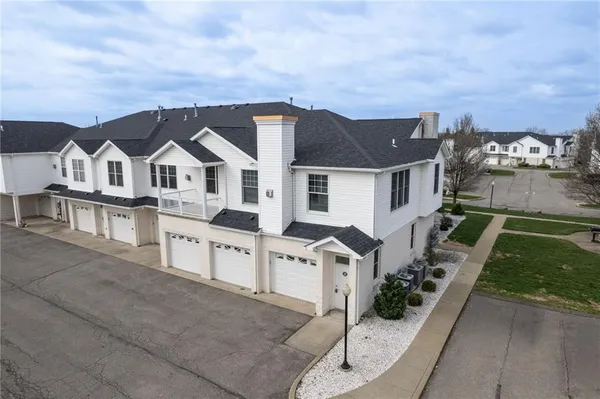 $349,999 | 234 Adams Pointe Boulevard, Unit 2, Mars, PA 16046