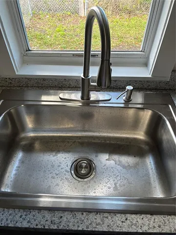 $1,295 | 812 Marion Street, Daytona Beach, FL 32114