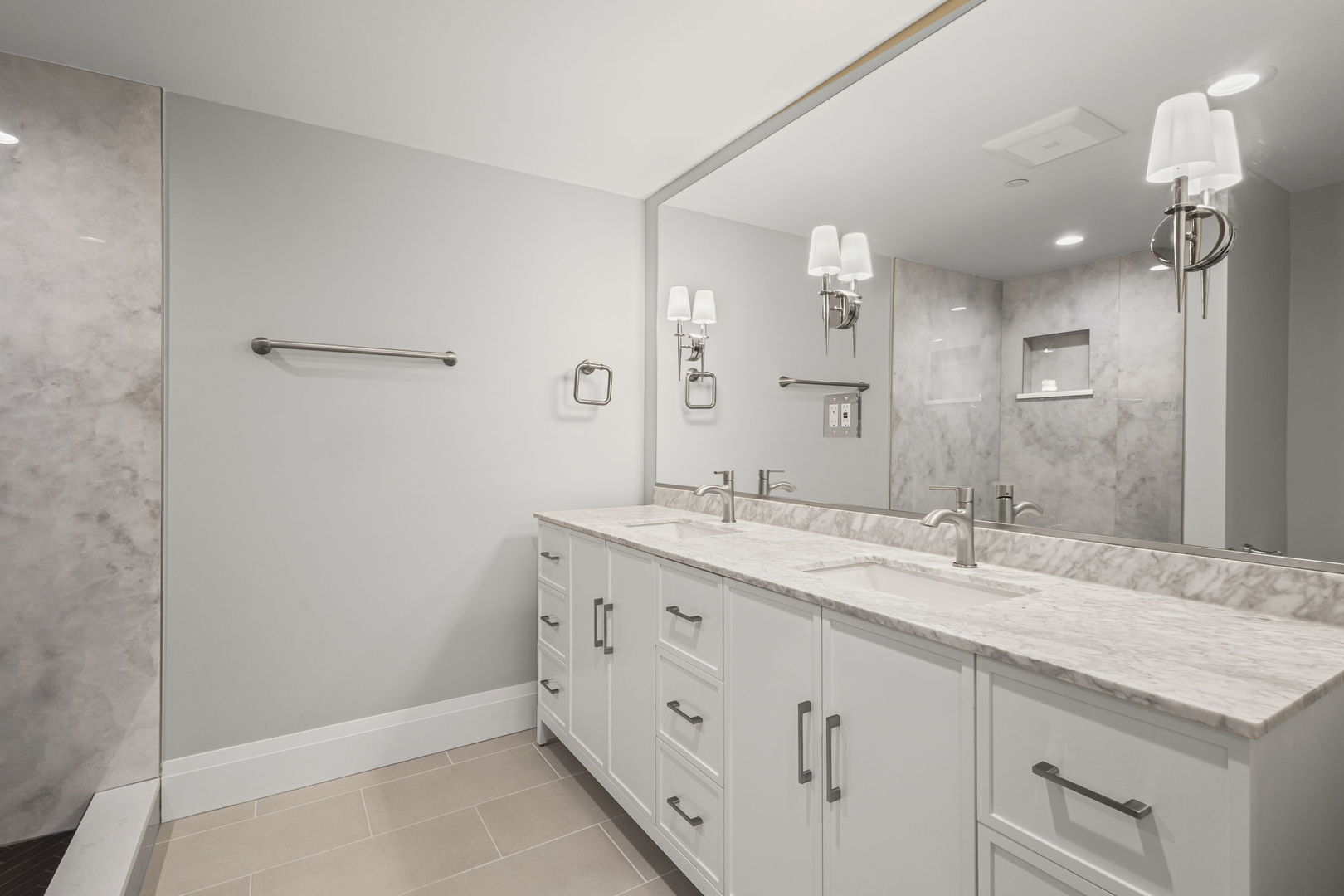 1036 Lake Street, Unit 4S Oak Park, IL 60301 - Photo 21 of 29 a bathroom with a granite countertop sink mirror and double