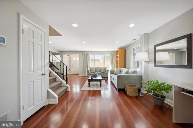 $427,500 | 2101 Bryn Mawr Place, Ardmore, PA 19003