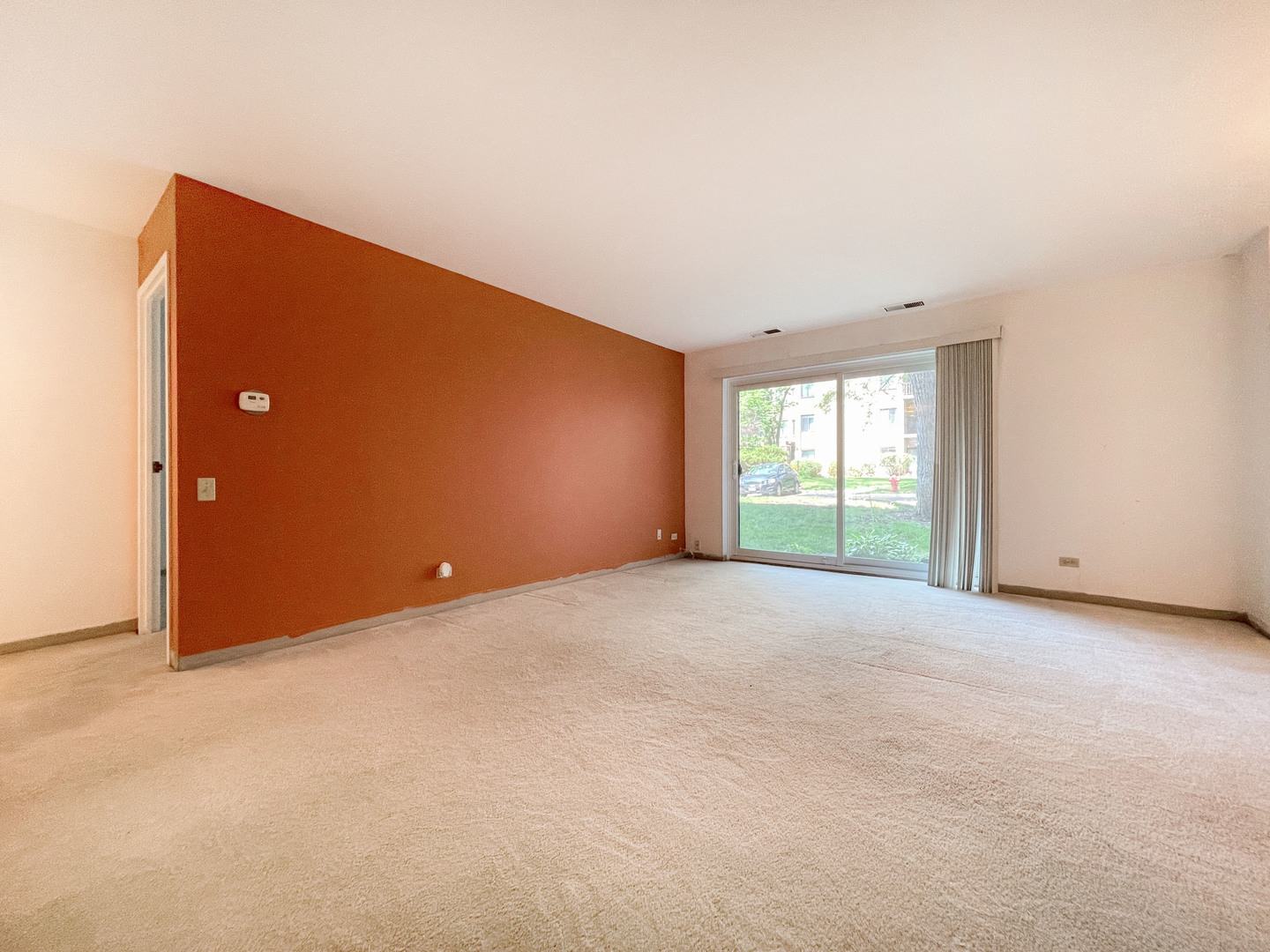 425 Walnut Creek Road, Unit 1104 Lisle, IL 60532 - Photo 3 of 18 Gallery Image 3