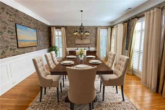 $895,000 | 2133 Lucerne Lane Southeast, Smyrna, GA 30080