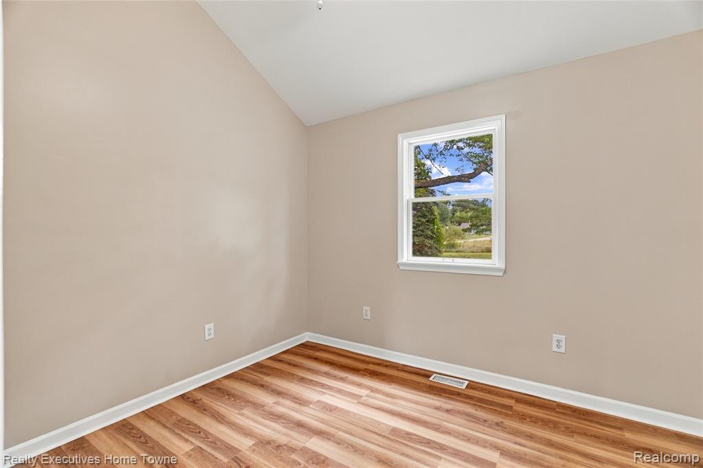 7189 Orchid Road Lexington, MI 48450 - Photo 17 of 31 Gallery Image 17