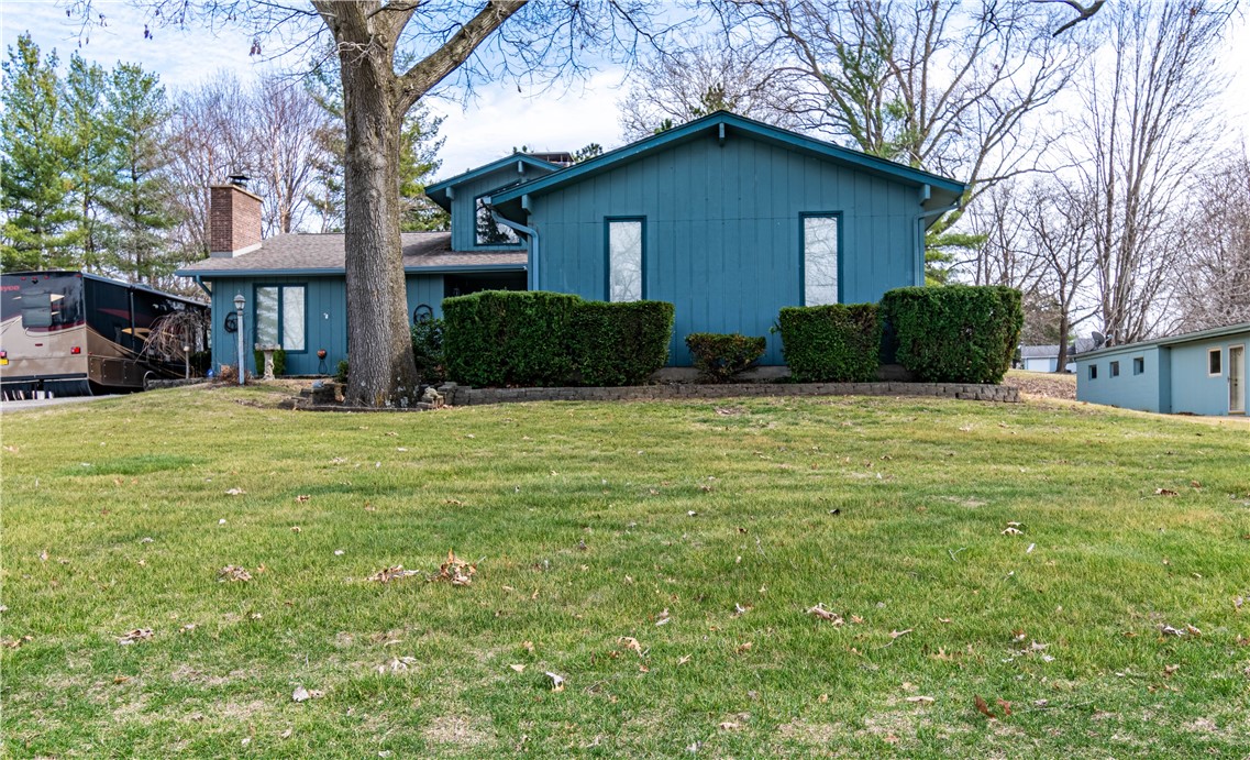 4 North Country Club Road Decatur, IL 62521 - Photo 36 of 44