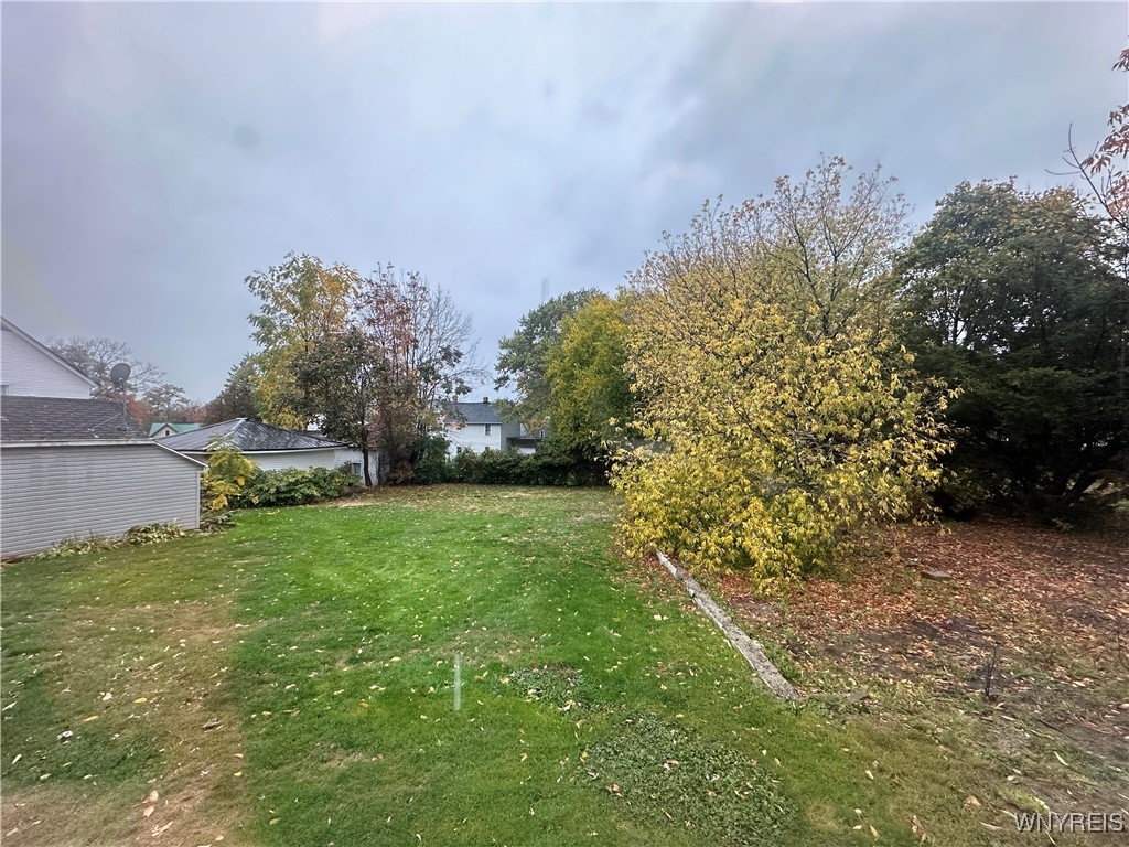 320 Central Avenue Hanover, NY 14136 - Photo 15 of 19