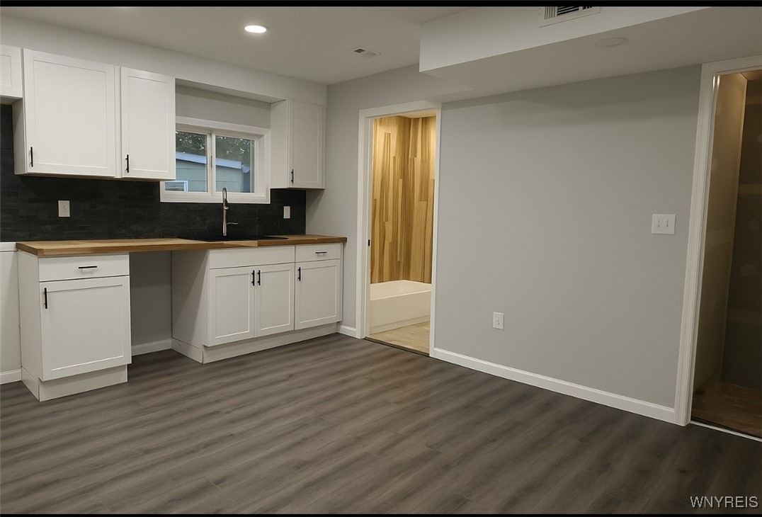 320 Central Avenue Hanover, NY 14136 - Photo 9 of 19