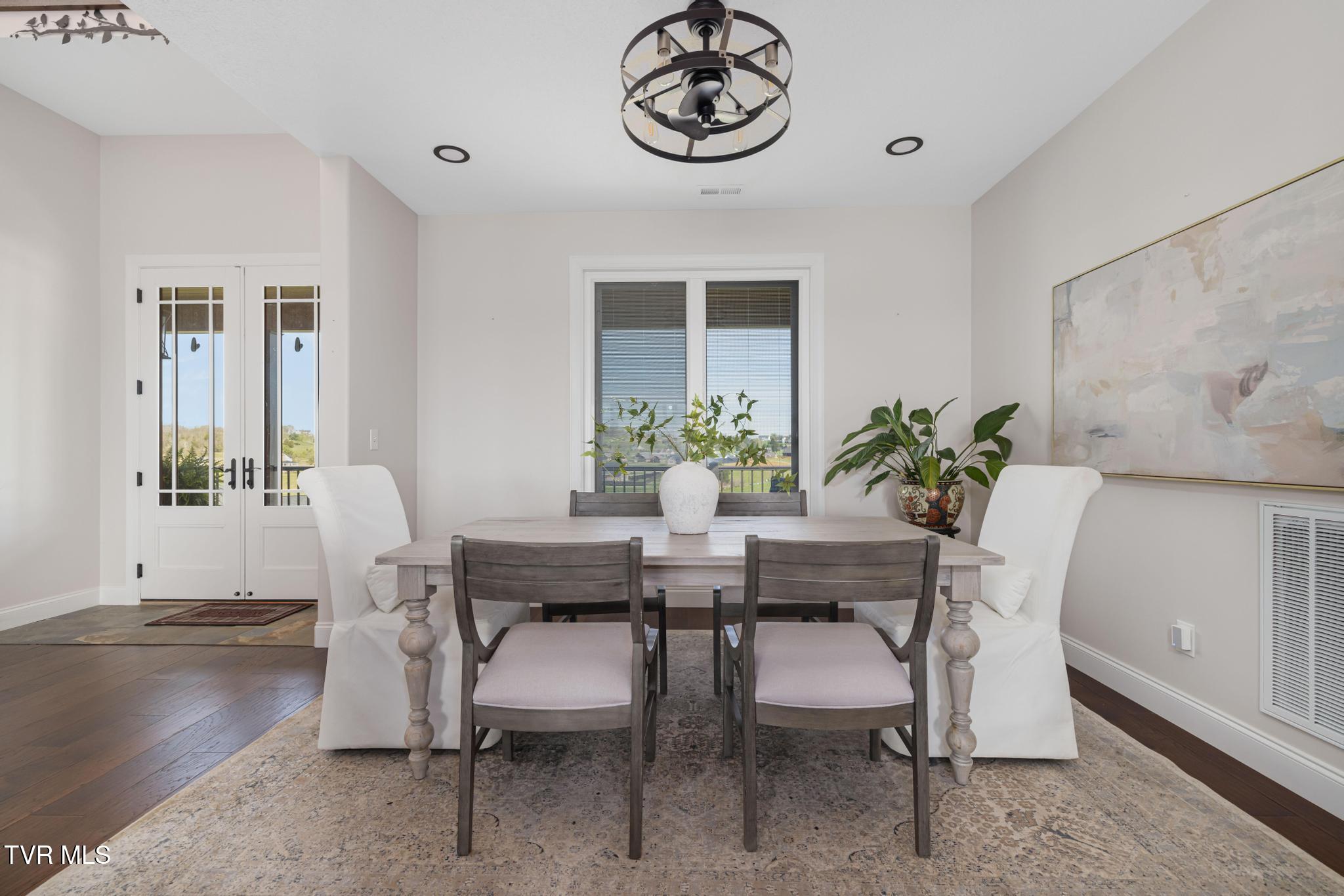 437 Dean Archer Road Jonesborough, TN 37659 - Photo 17 of 73 Dining Area