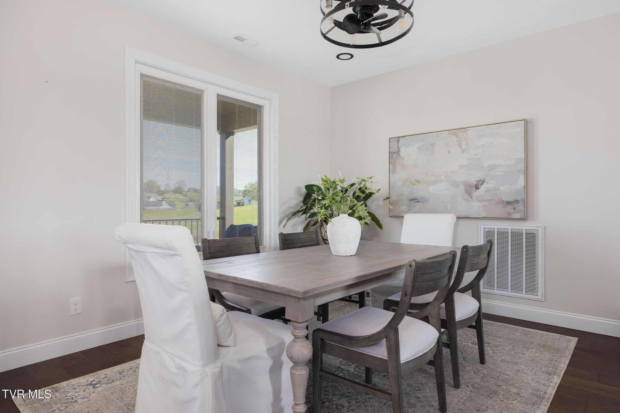 437 Dean Archer Road Jonesborough, TN 37659 - Photo 18 of 73 Dining Area