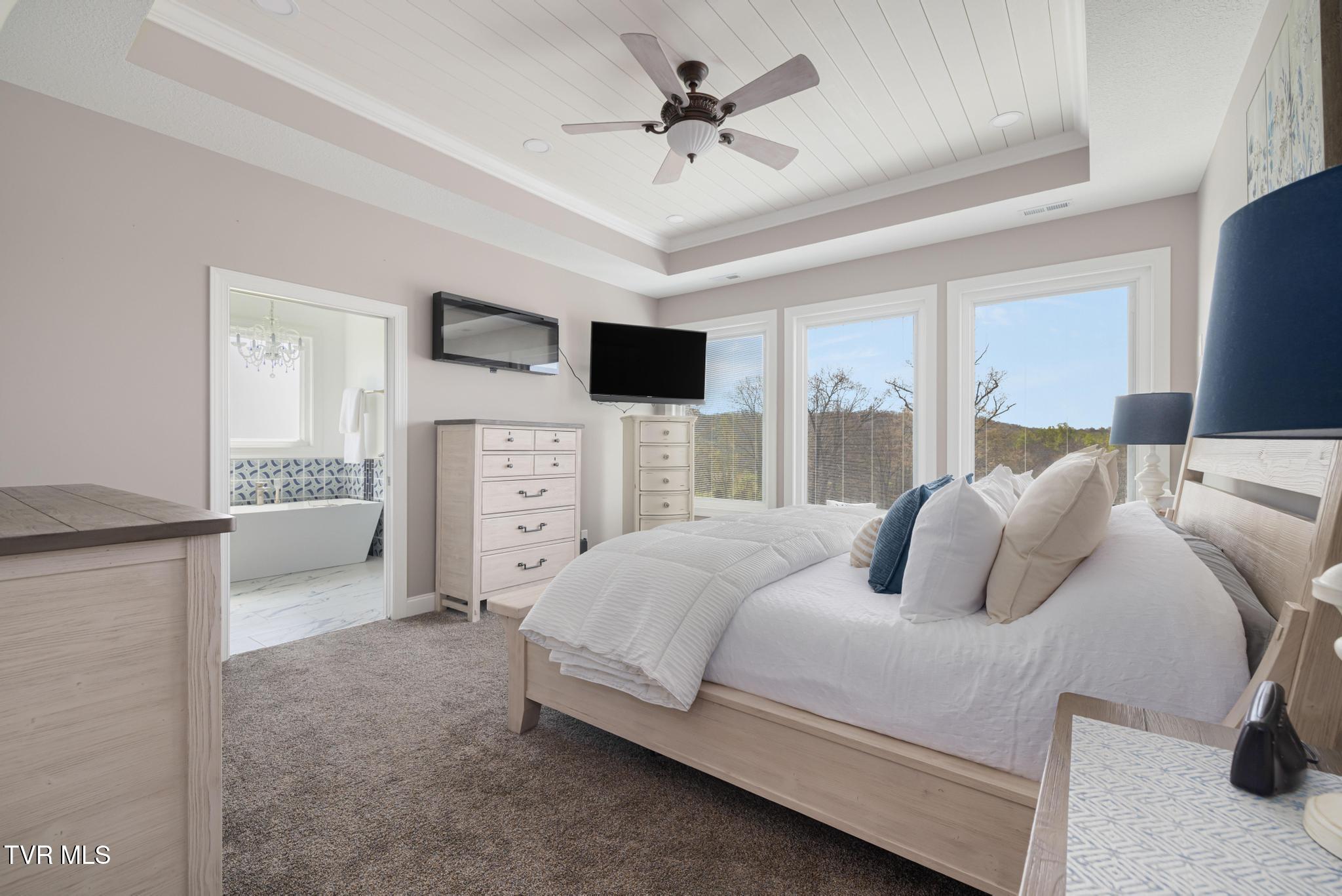 437 Dean Archer Road Jonesborough, TN 37659 - Photo 27 of 73 Primary Suite