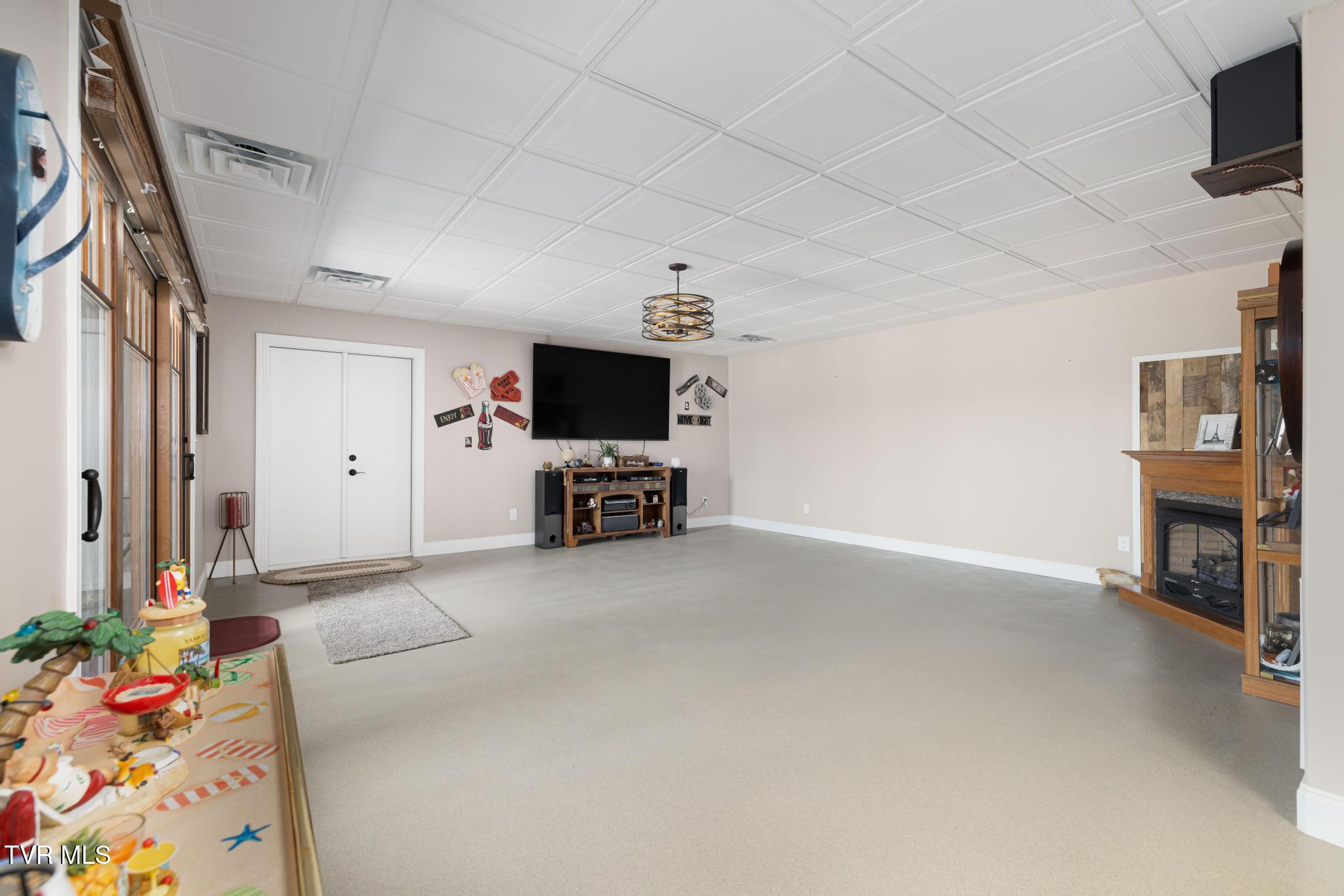 437 Dean Archer Road Jonesborough, TN 37659 - Photo 55 of 73 Lower Level Family Room