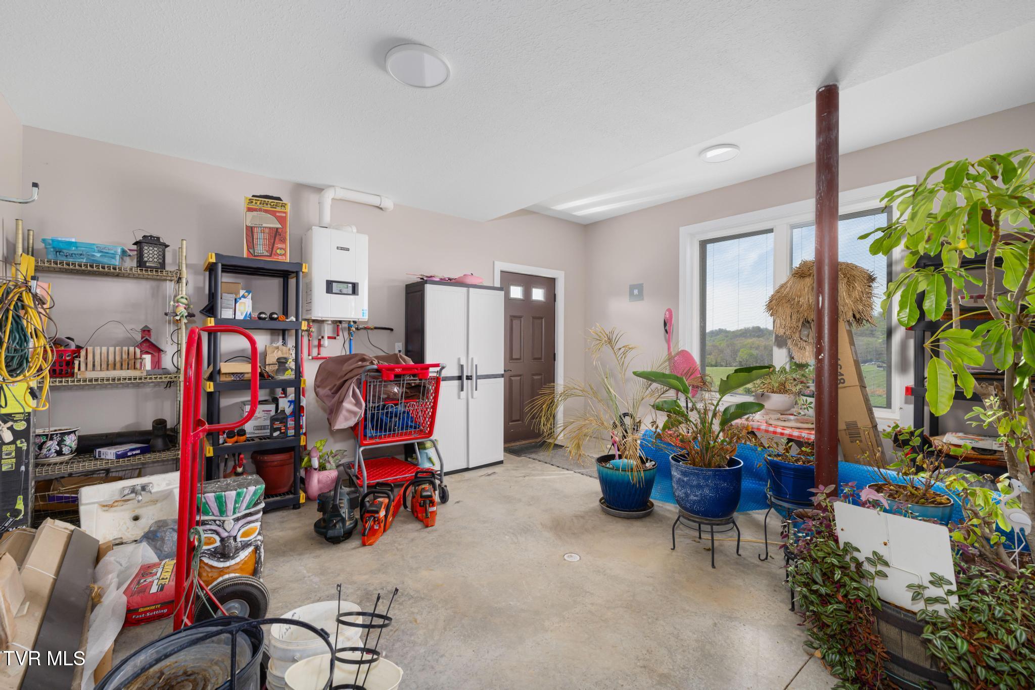 437 Dean Archer Road Jonesborough, TN 37659 - Photo 68 of 73 First Level Garage