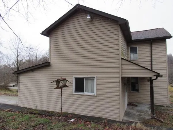 a view of a house
