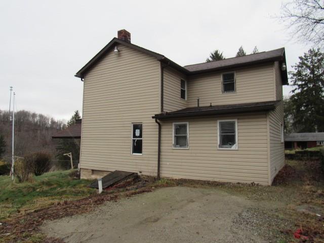 358 Ferguson Road Dunbar, PA 15431 - Photo 5 of 32 a front view of a house