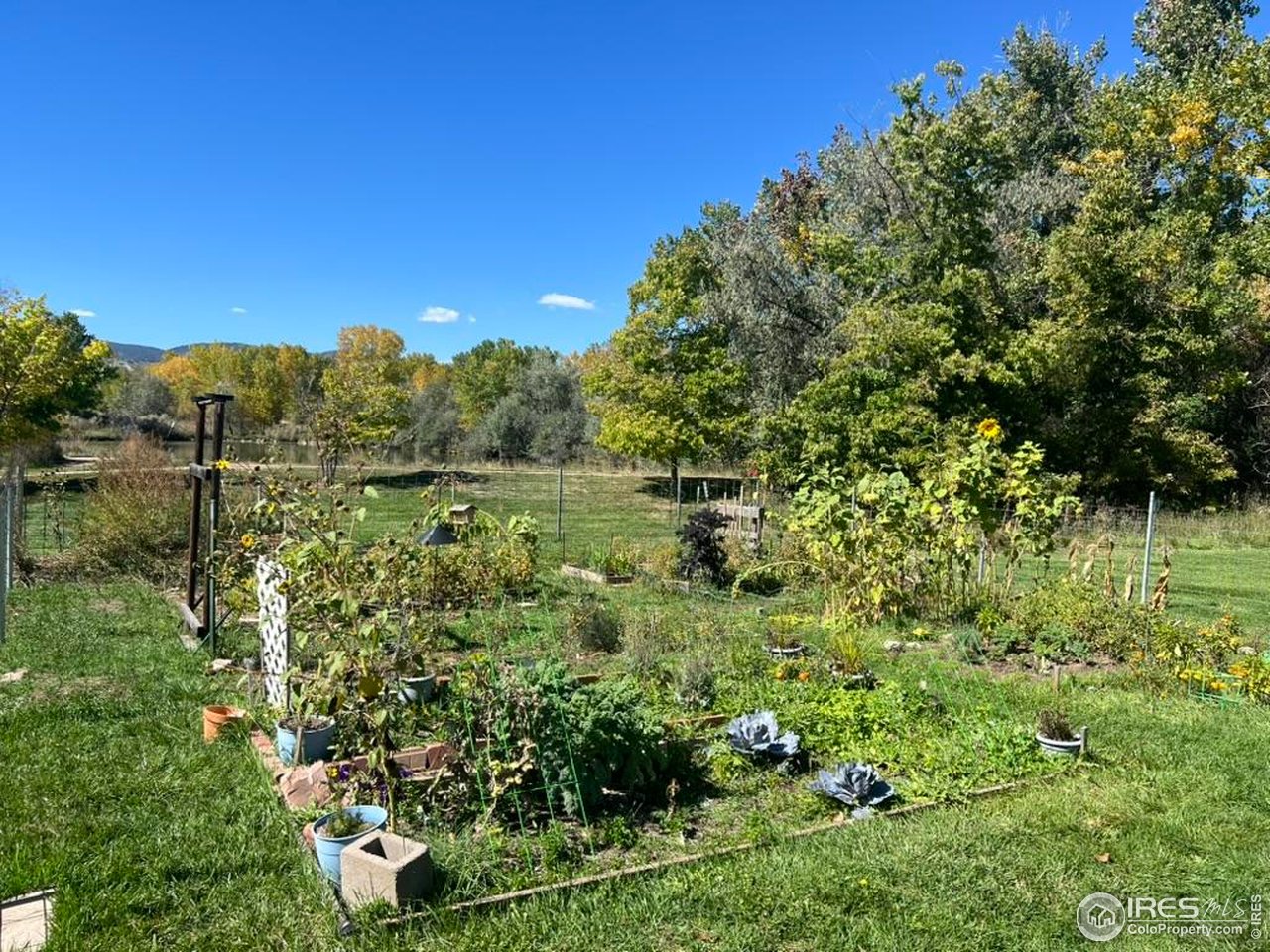 1705 Heatheridge Road, Unit 204 Fort Collins, CO 80526 - Photo 26 of 32 Community Garden