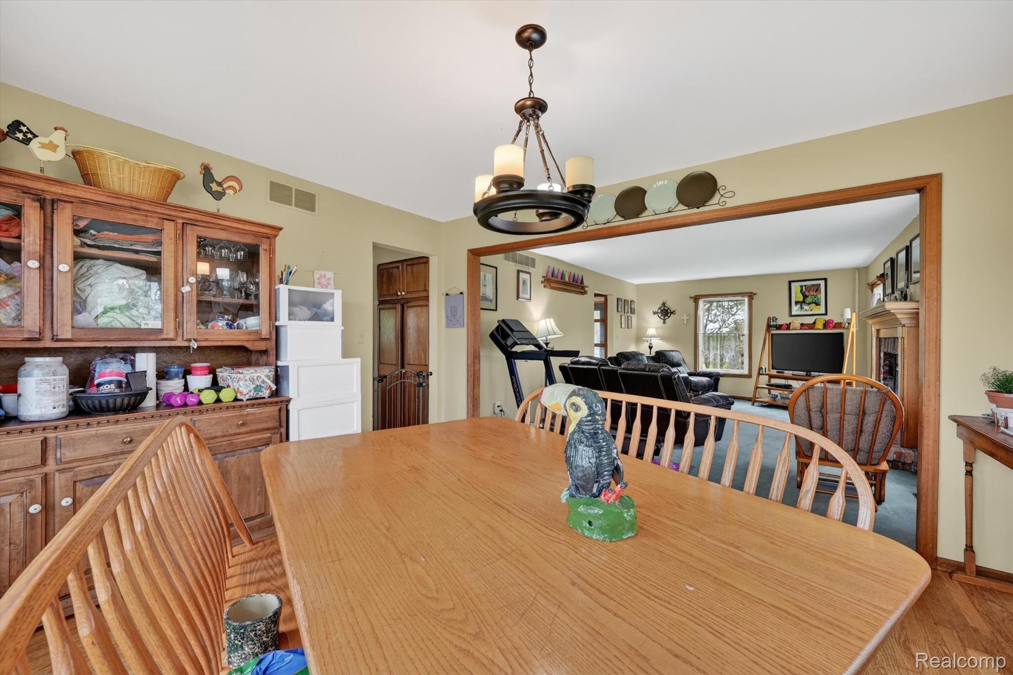 2533 West Sigler Road Carleton, MI 48117 - Photo 15 of 46 17-2533-W-Sigler-Rd-Windowstill-Photography.jpg